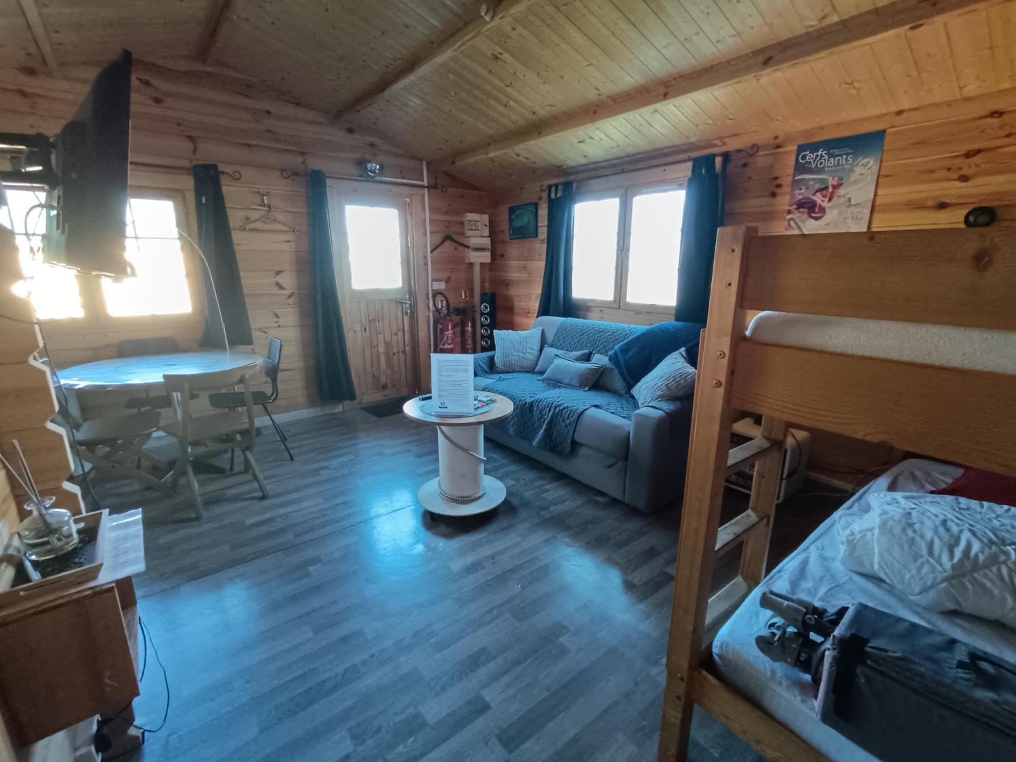 Gite Les Chalets Du Fliers Meubles De Tourisme Classes 2 Etoiles Berck Sur Mer Verton Room photo